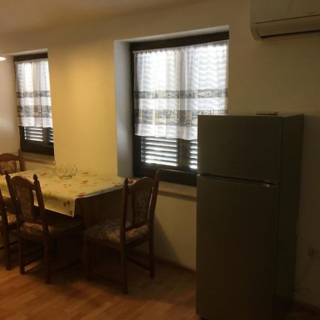 Ara-Aradi Lägenhet Baška Exteriör bild